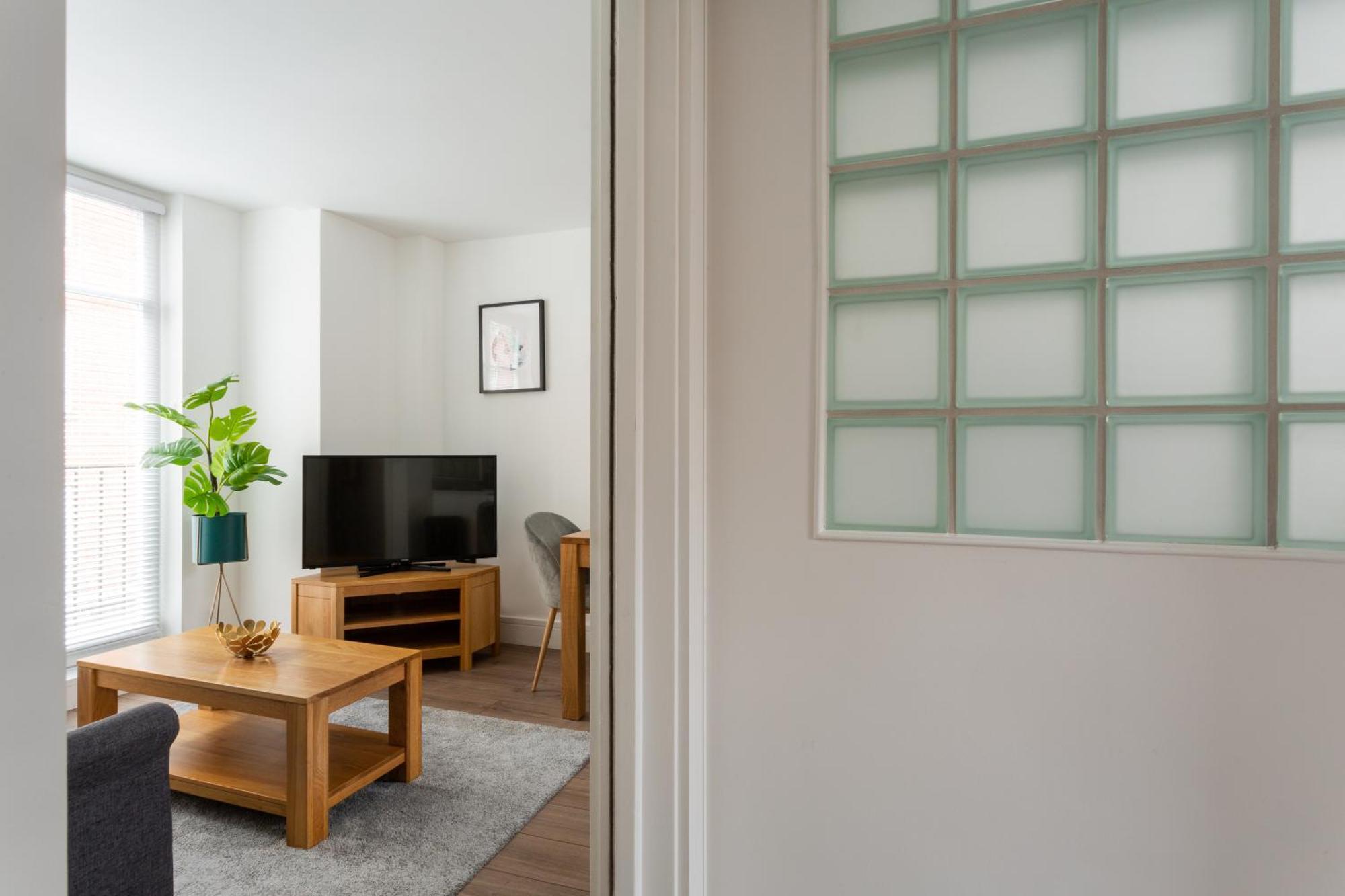Victoria - Vincent Square By Viridian Apartments Лондон Екстериор снимка